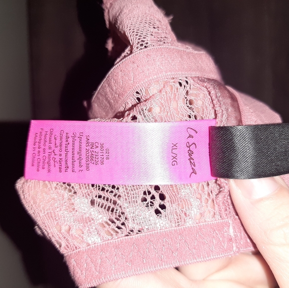 Pink lace bralette - Picture 3 of 4